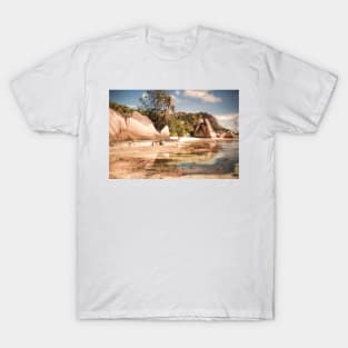 Seychelles. Anse Source d' Argent . La Digue. T-Shirt